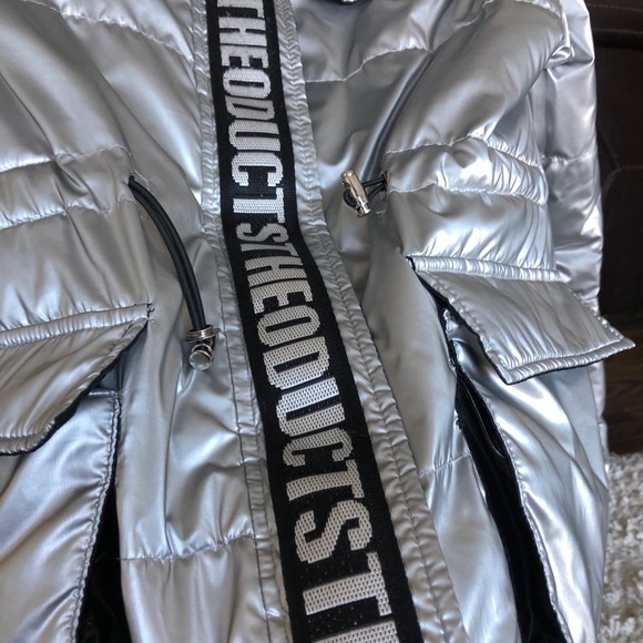 Spring/Fall silver jacket - Picture 4 of 8